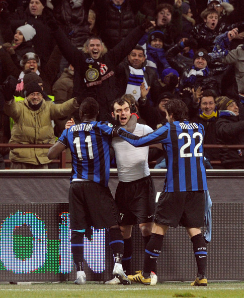 实况足球：又送高光+精选啦! 新普拉蒂尼登场!（实况足球：高光与精选再度来袭，普拉蒂尼新卡亮相！）