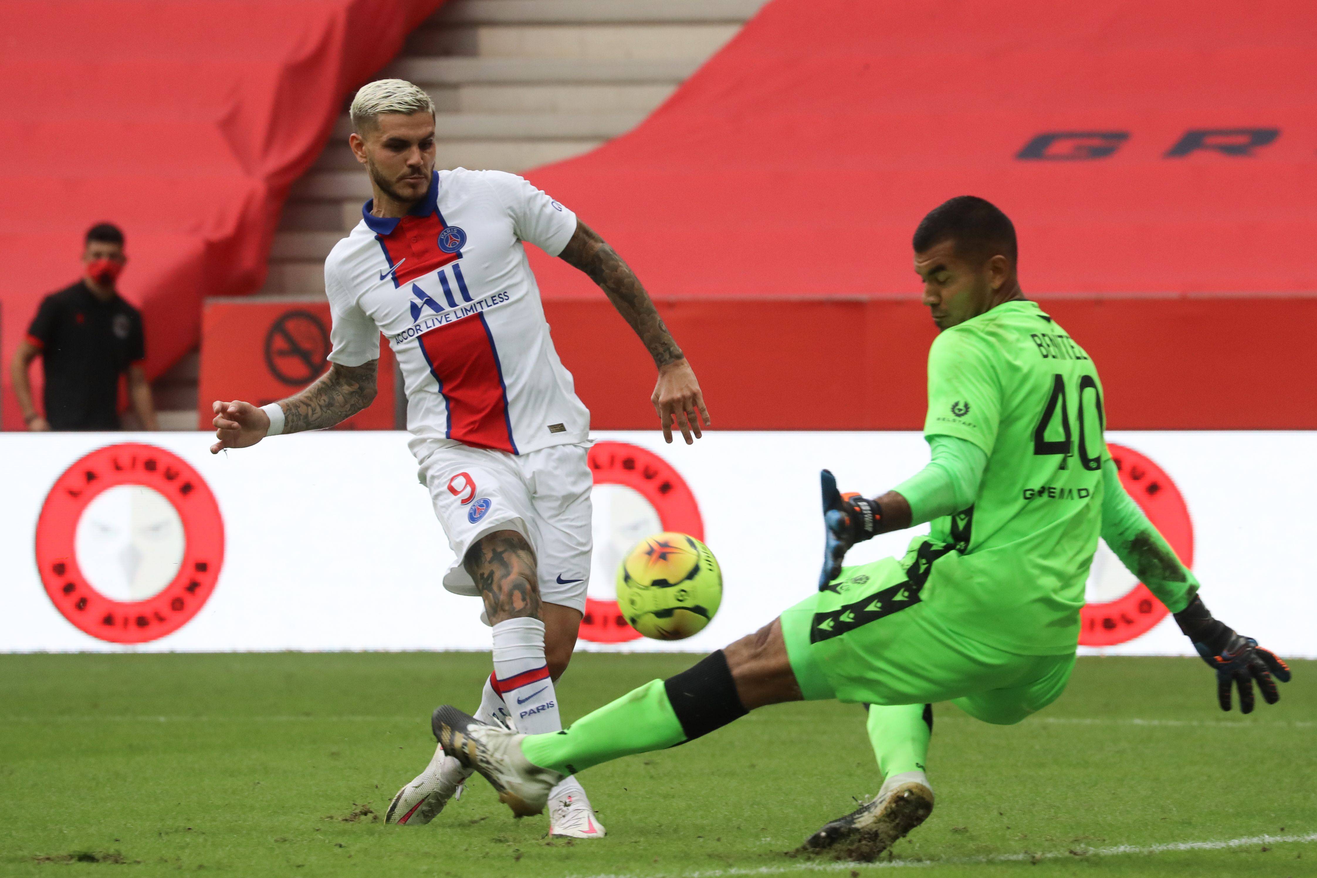 斯基拉：那不勒斯依然想租梅努，球员也想要获得更多出场机会（斯基拉：那不勒斯仍寻求租借梅努，球员渴望增加出场时间）