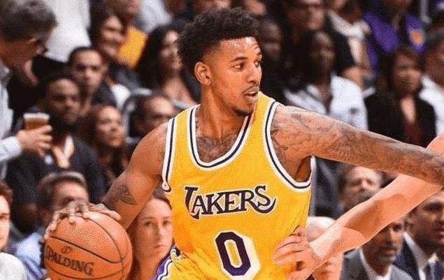 卡佩罗：米兰赢拉齐奥太费劲，在圣西罗他们应该始终主导比赛（卡佩罗：米兰击败拉齐奥太吃力，坐镇圣西罗理应主导比赛）