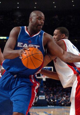 打进唯一进球，阿马德当选科特迪瓦1-0莫桑比克全场最佳球员（阿马德一击制胜，当选科特迪瓦1-0莫桑比克全场最佳）