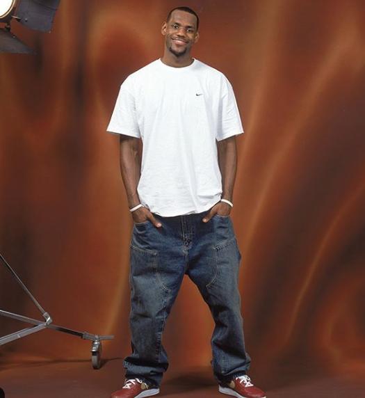 这队的前场连接太顺畅（这队前场联动极其流畅）