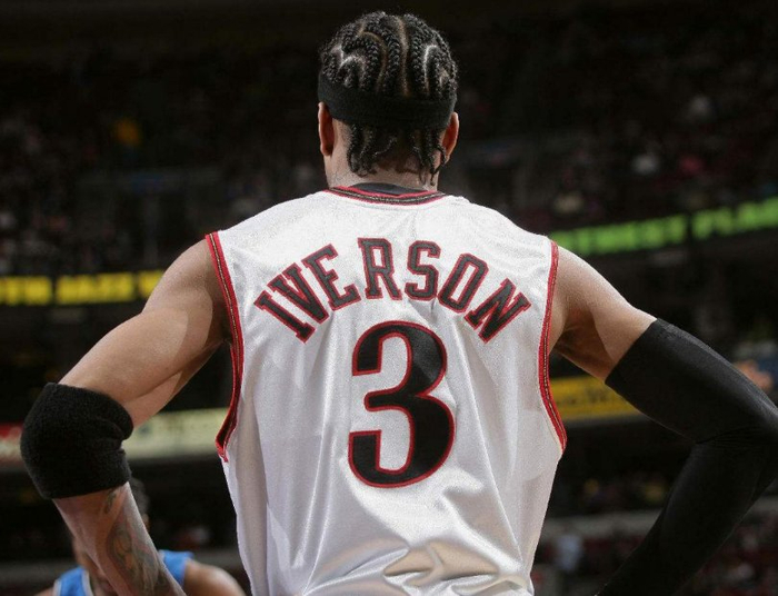 雷迪克：我们会寻找机会让蒂耶罗上场 也会让他继续在G联盟锻炼（雷迪克：将争取蒂耶罗的出场机会，同时让他在发展联盟持续磨炼）