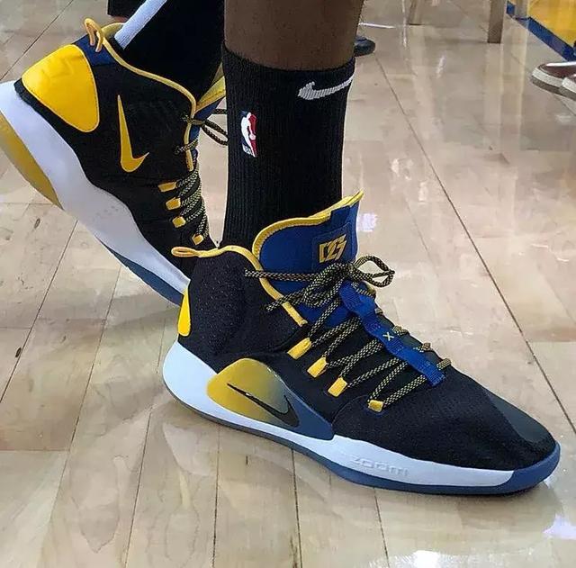 NBA围绕选秀机制等方向遏制球队摆烂，独行侠和76人被点名批评（NBA以选秀改革等举措遏制摆烂，独行侠与76人遭点名批评）